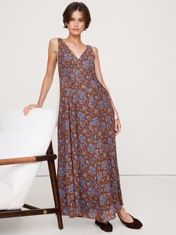 Banana Republic — Pintuck Maxi Dress