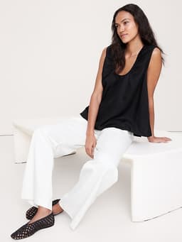 Banana Republic — Viscose-Linen Scoop-Neck Tank