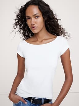 Banana Republic — Refined Scoop-Neck T-Shirt