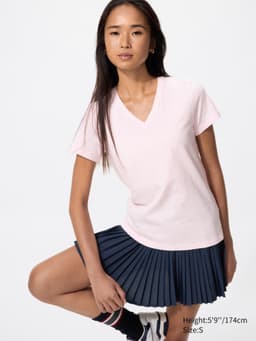 Uniqlo — Slub Cotton V-Neck T-Shirt
